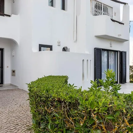 My Address Montes De - The Апартаменты *